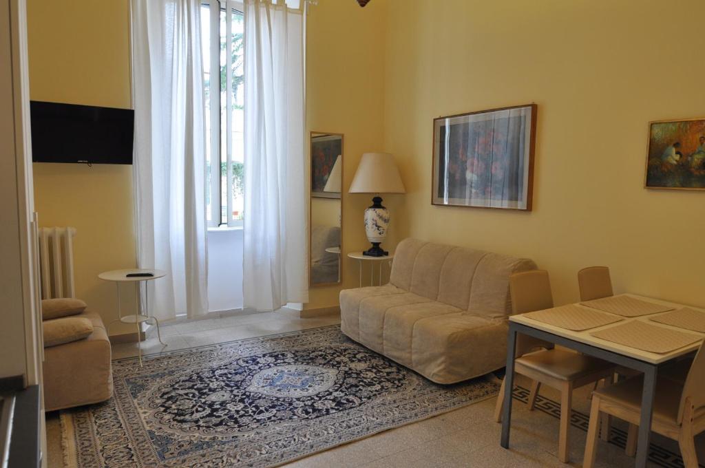 Casa Vacanze Monteverde โรม ภายนอก รูปภาพ